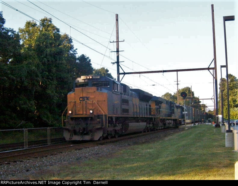 CSX 4847 leads Q409